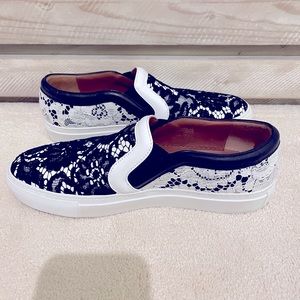🍒Givenchy Leather & Lace Skate Shoes